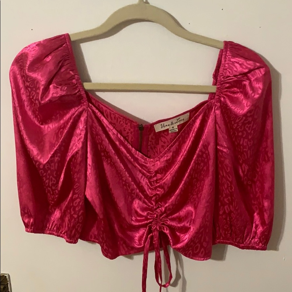 Forever 21 hot pink crop top size small